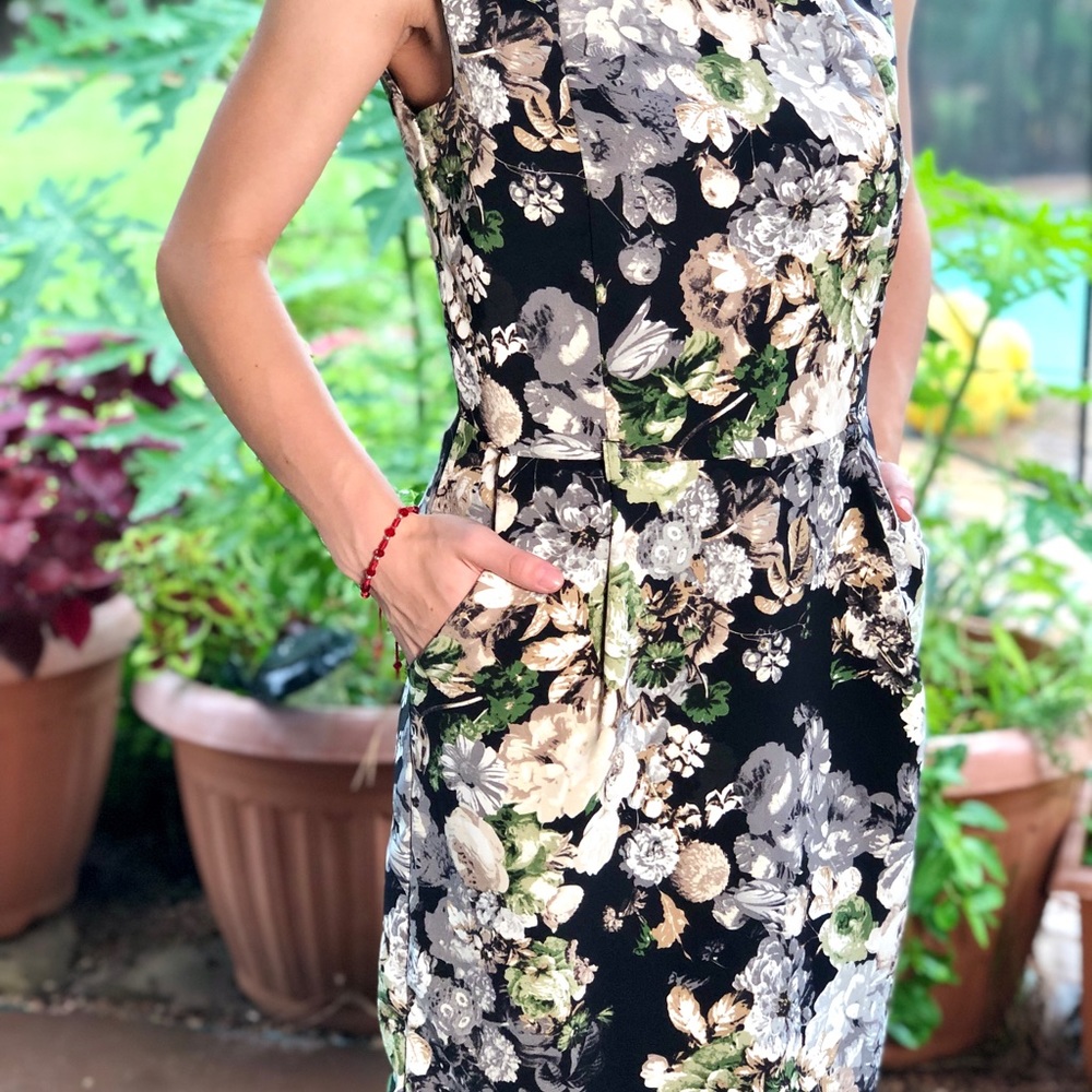 Fitted summer dress
